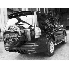 Накладка на задний бампер "Speed Cars" (Mitsubishi Pajero 4 2006-2014)