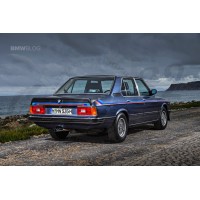 Спойлер крышки багажника "Motorsport" (BMW E12)