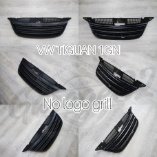 Решетка радиатора черная матовая "JOM" (VW Tiguan 2008-2011)
