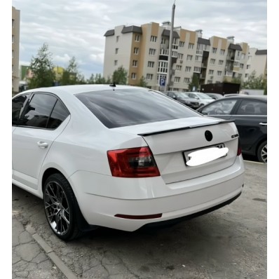 Спойлер "M4" (SKODA A7)