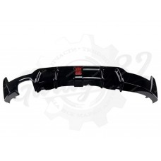 Диффузор "M4" c стоп сигналоv - LED vol.3 (BMW 4-series F32/F33/F36 2013 - 2021)