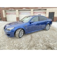 Передние широкие крылья "M5" (BMW E60/Е61 dorest./rest.) 