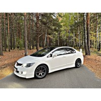 Обвес "MUGEN" (Honda Civic 8 4D)