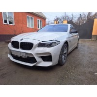 Передний бампер "G30 style" (BMW F10)