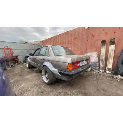 Расширение "CLASSIC MOD" (BMW E30 SEDAN) 