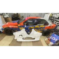 Задние крылья и панель "Stock" (BMW E36 seed)