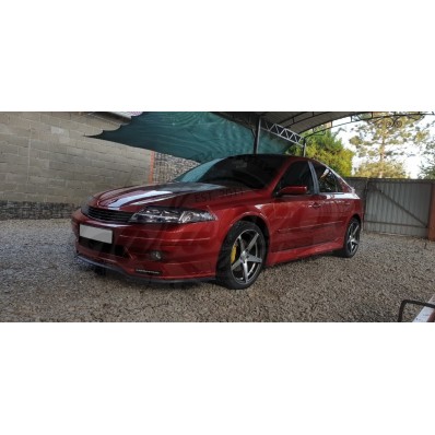 Накладки на пороги "ST" (Renault Laguna 2) Накладки на пороги "ST" (Renault Laguna 2)