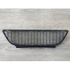 Сетка переднего бампера "M Tech" (BMW E90 dorest./rest.)