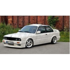 Боковая листва "M Tech 2" (BMW 3 Series E30)